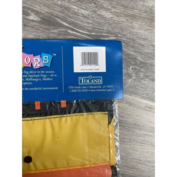 New Creative Ent. decorative flag (27.5" x 42") Happy Halloween candy corn - Picture 5 of 5